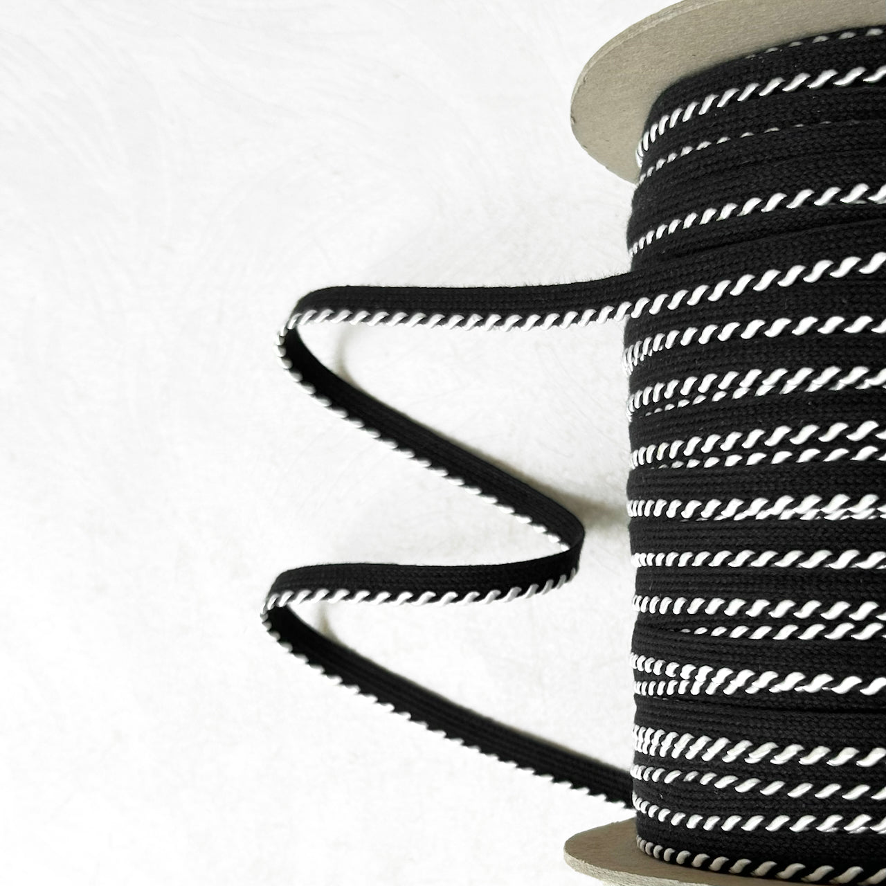 Narrow_Laced_Edging