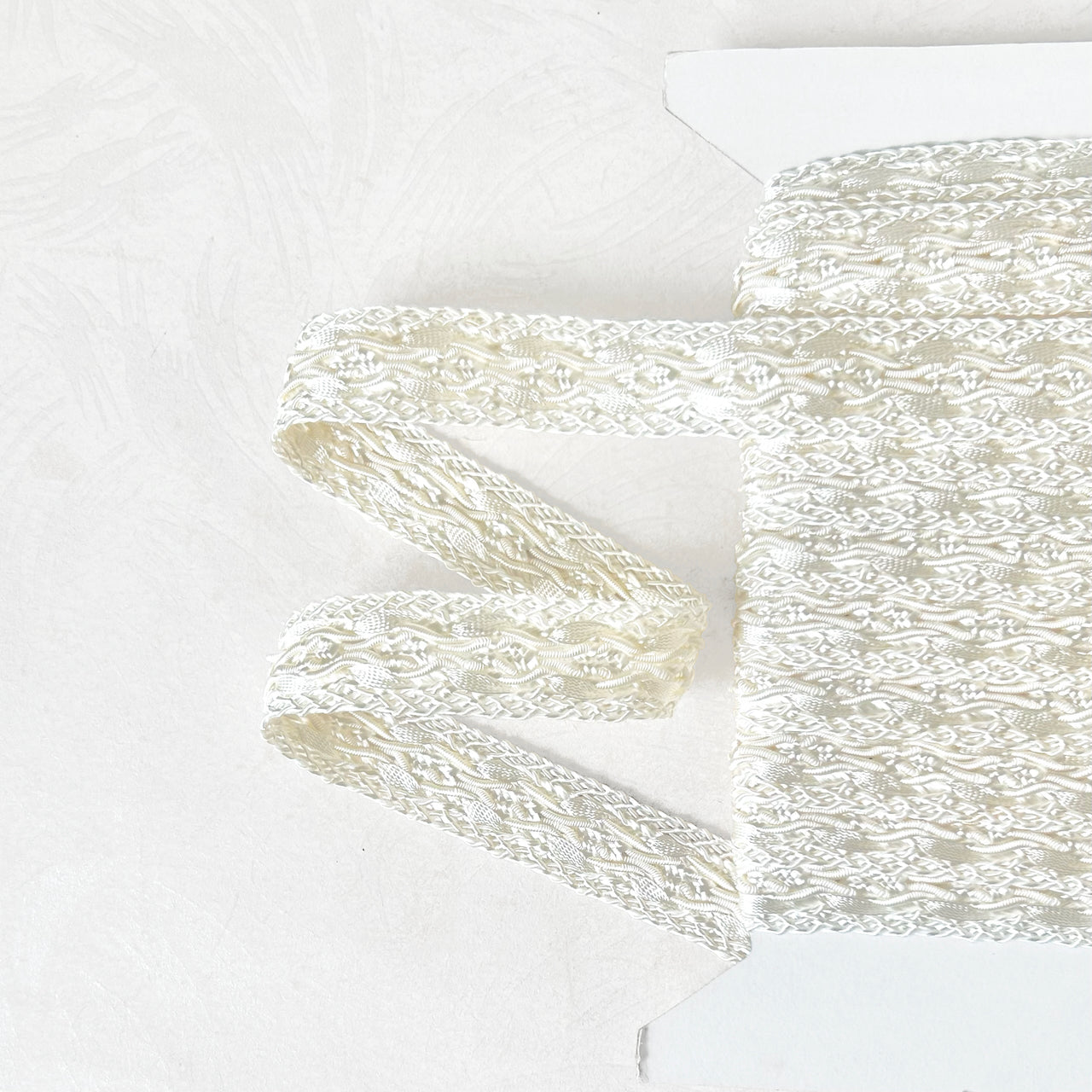 Off_White_Fancy_Rayon_Braid