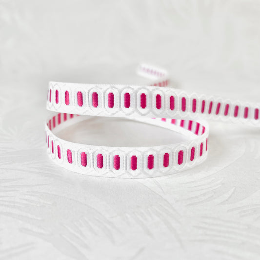    Oval_Jacquard_Ribbon