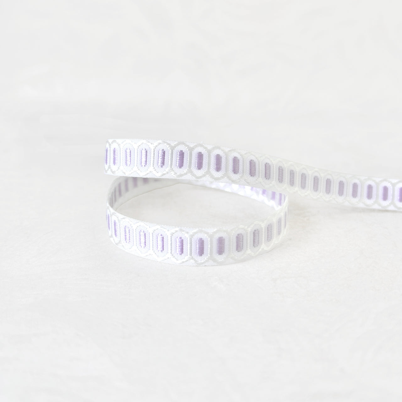 Oval_Jacquard_Ribbon