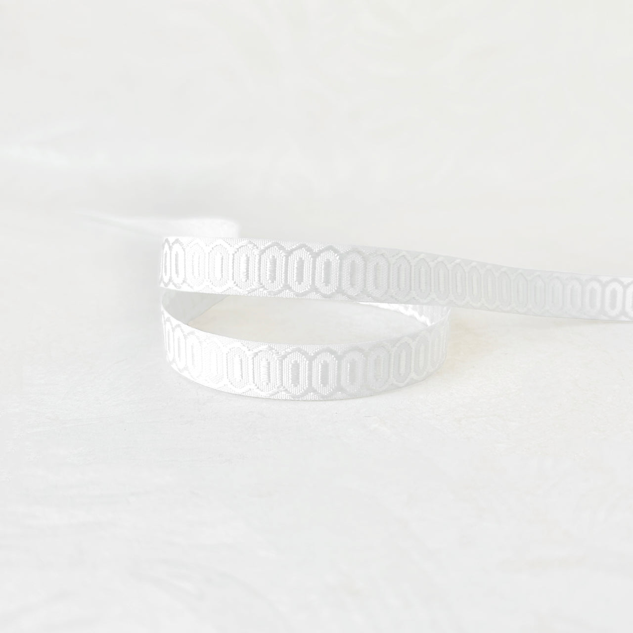 Oval_Jacquard_Ribbon