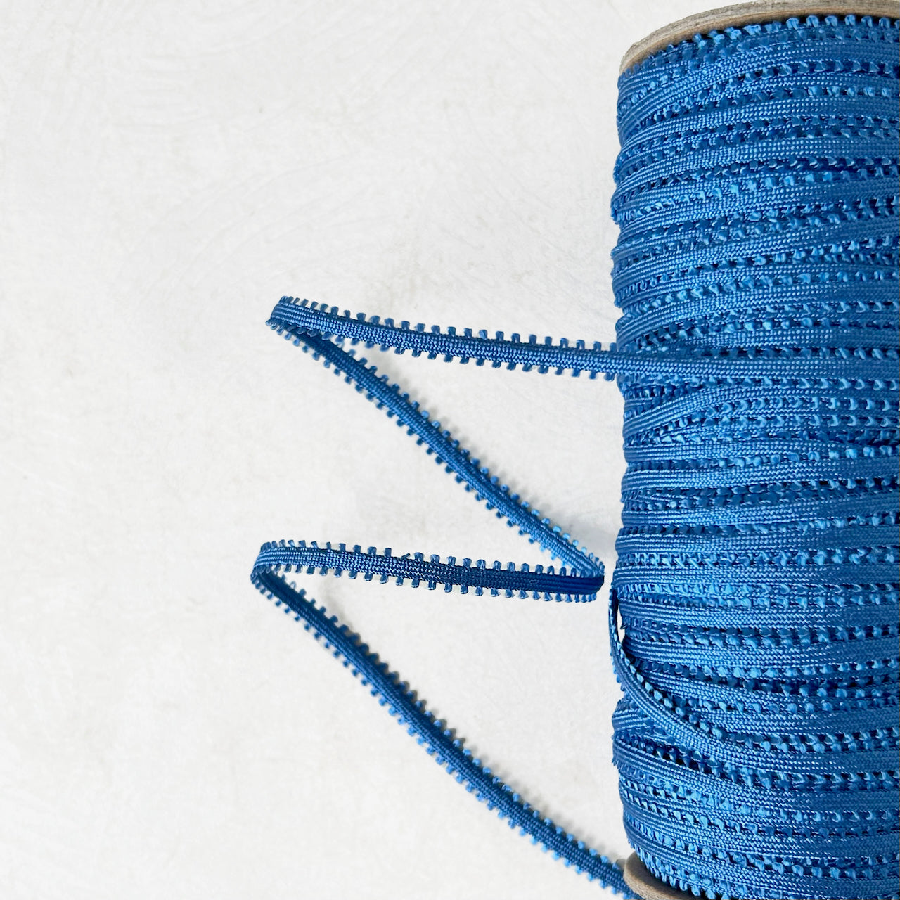 Picot_Edge_Mini_Loop_Braid