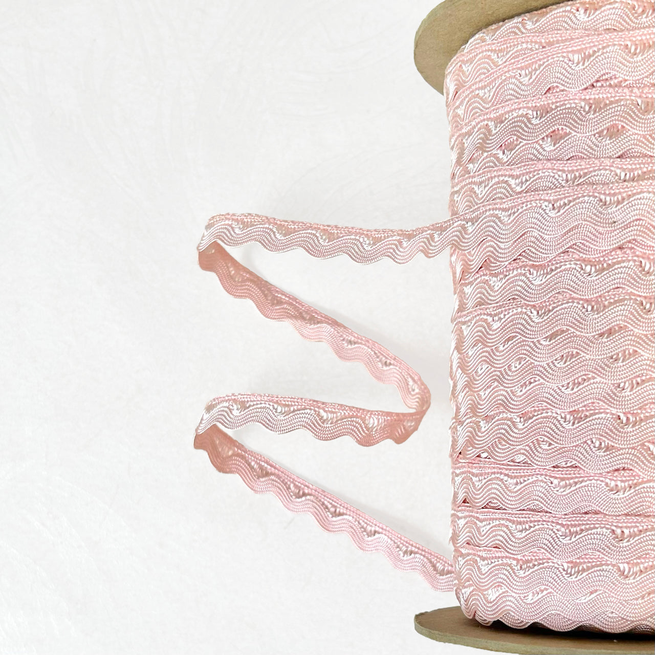 Pink_Wave_Edge_Braid