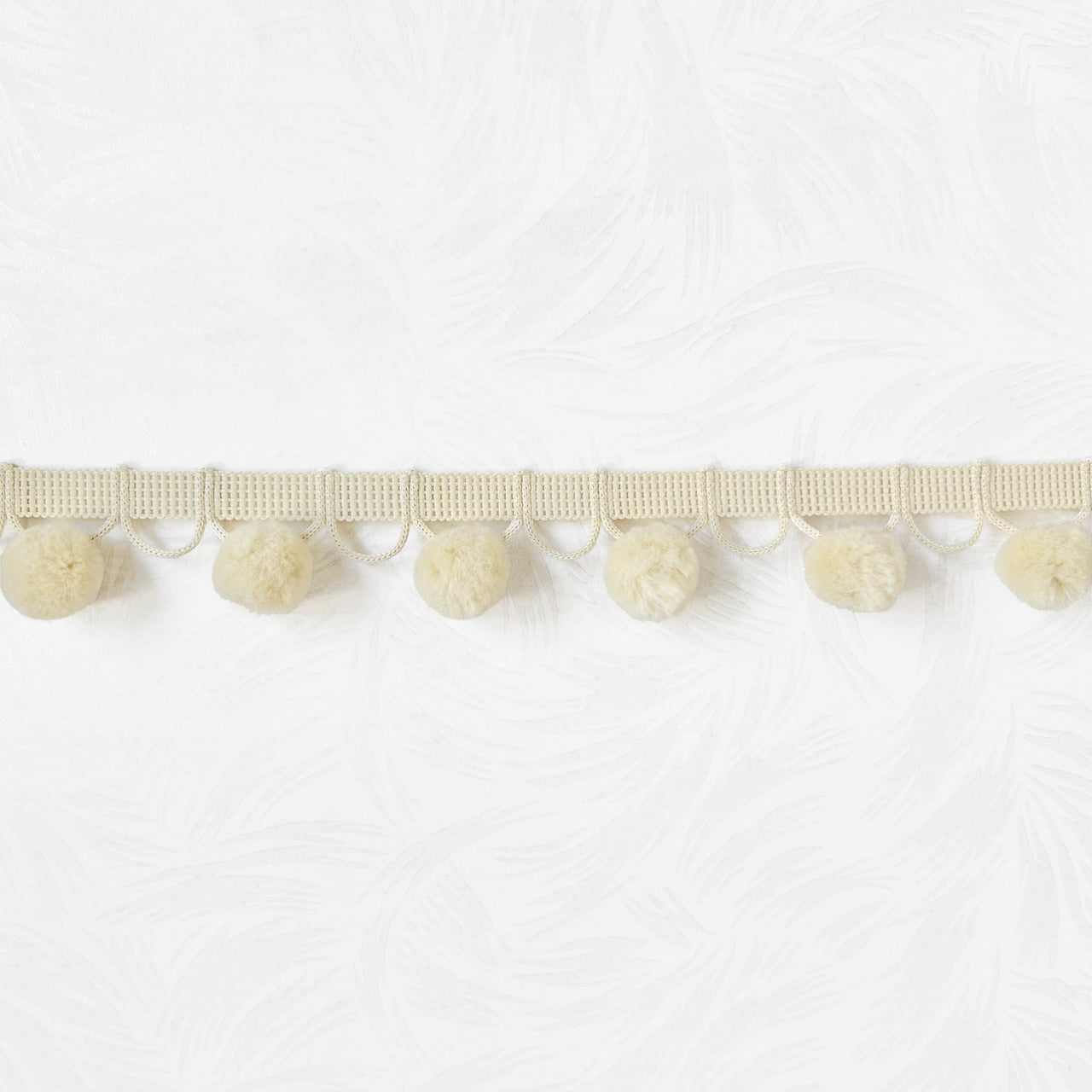 Polyester_Ball_Fringe