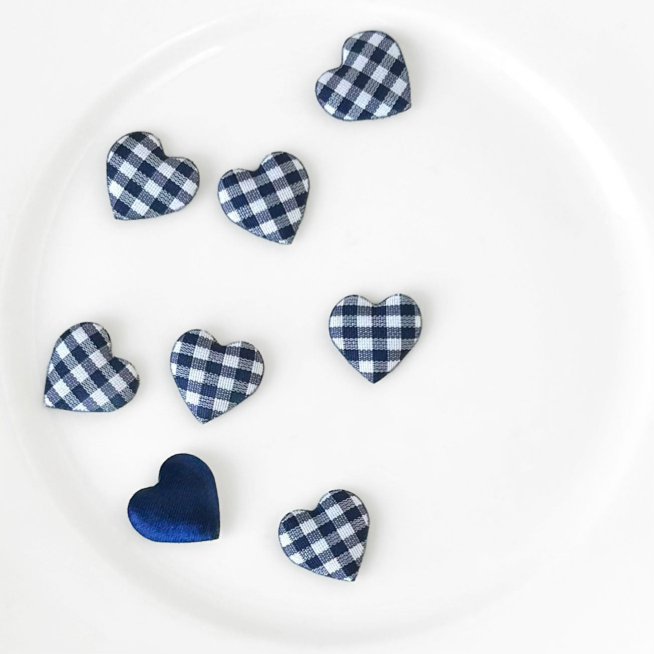 Puffy_Check_Heart_Appliques