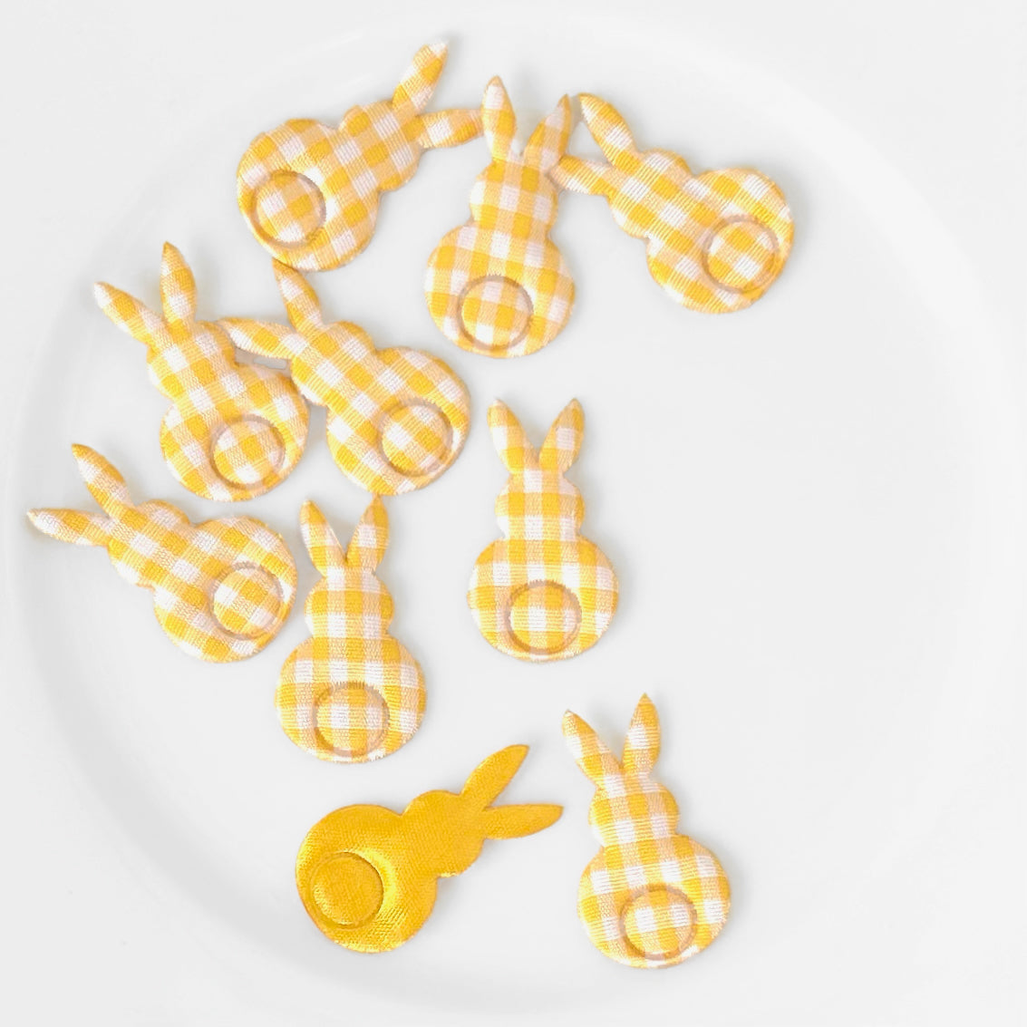 Puffy_Checkered_Bunny_Applique