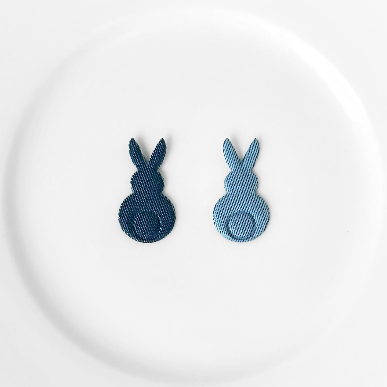 Puffy_Denim_Stripe_Bunny_Applique