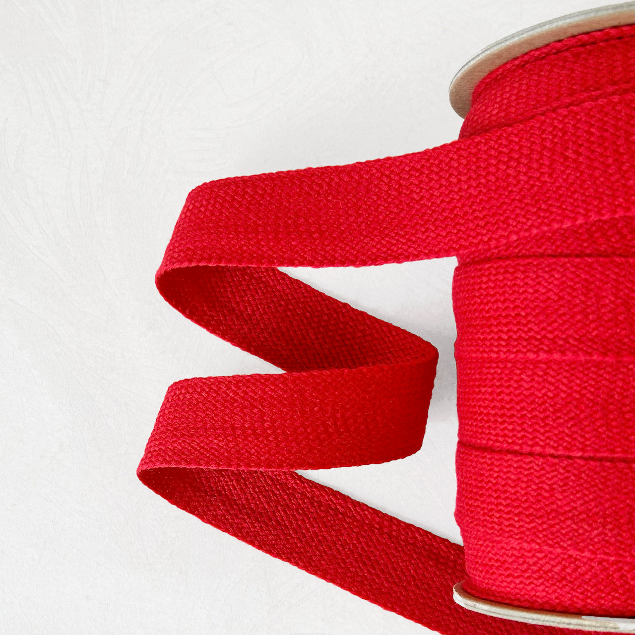 Red_Wool_Flat_Braid