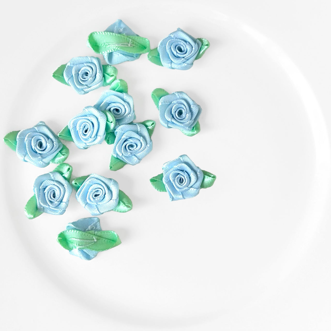 Ribbon Rose with Leaves - Multiple Colorways โ Rose Mille