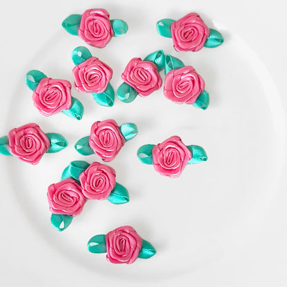 Ribbon_Rose_With_Leaves