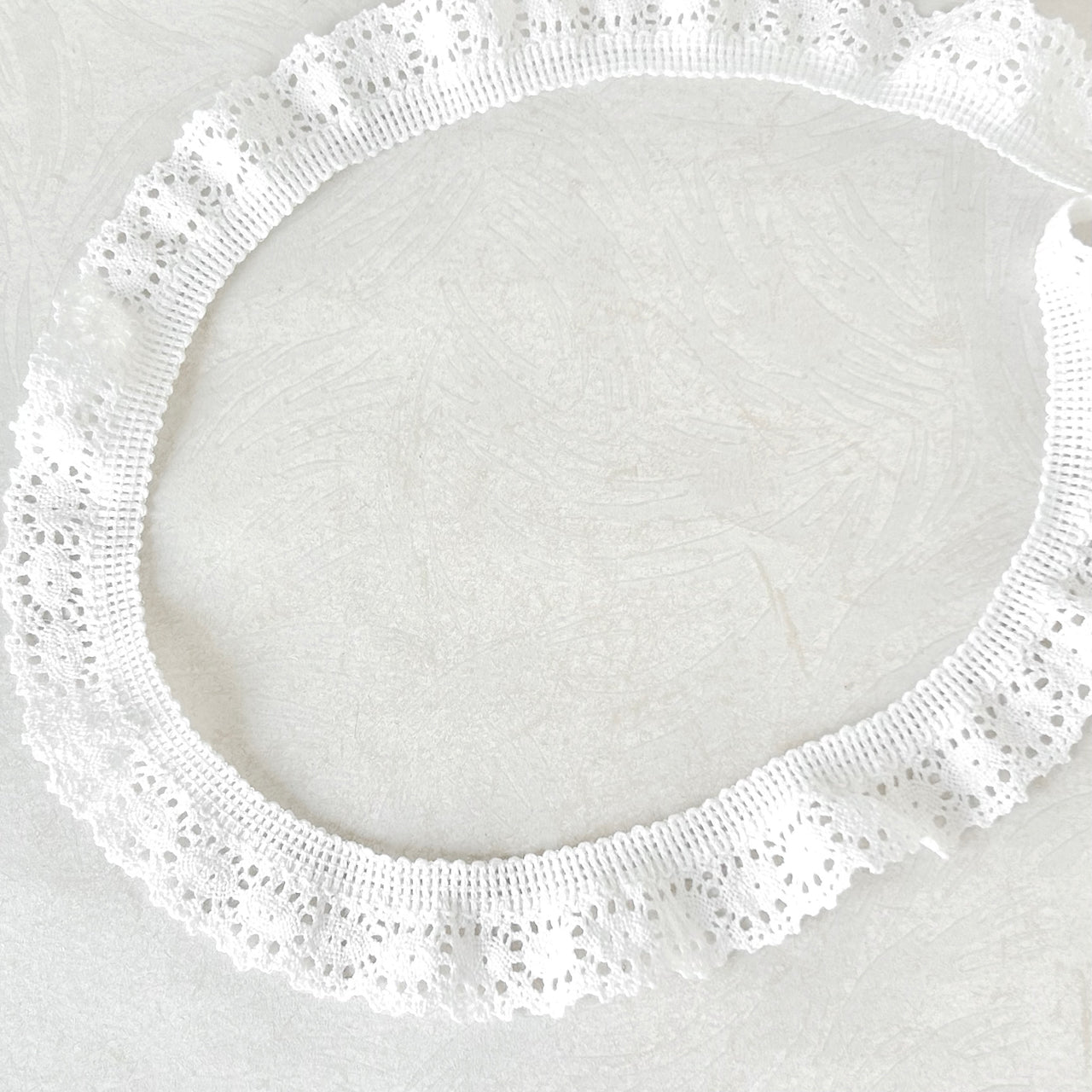 Ruffled_Cotton_Cluny_Stretch_Lace