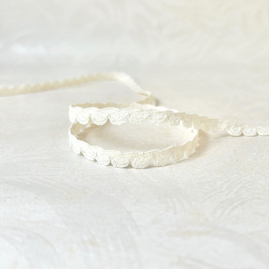 Scalloped_Braid