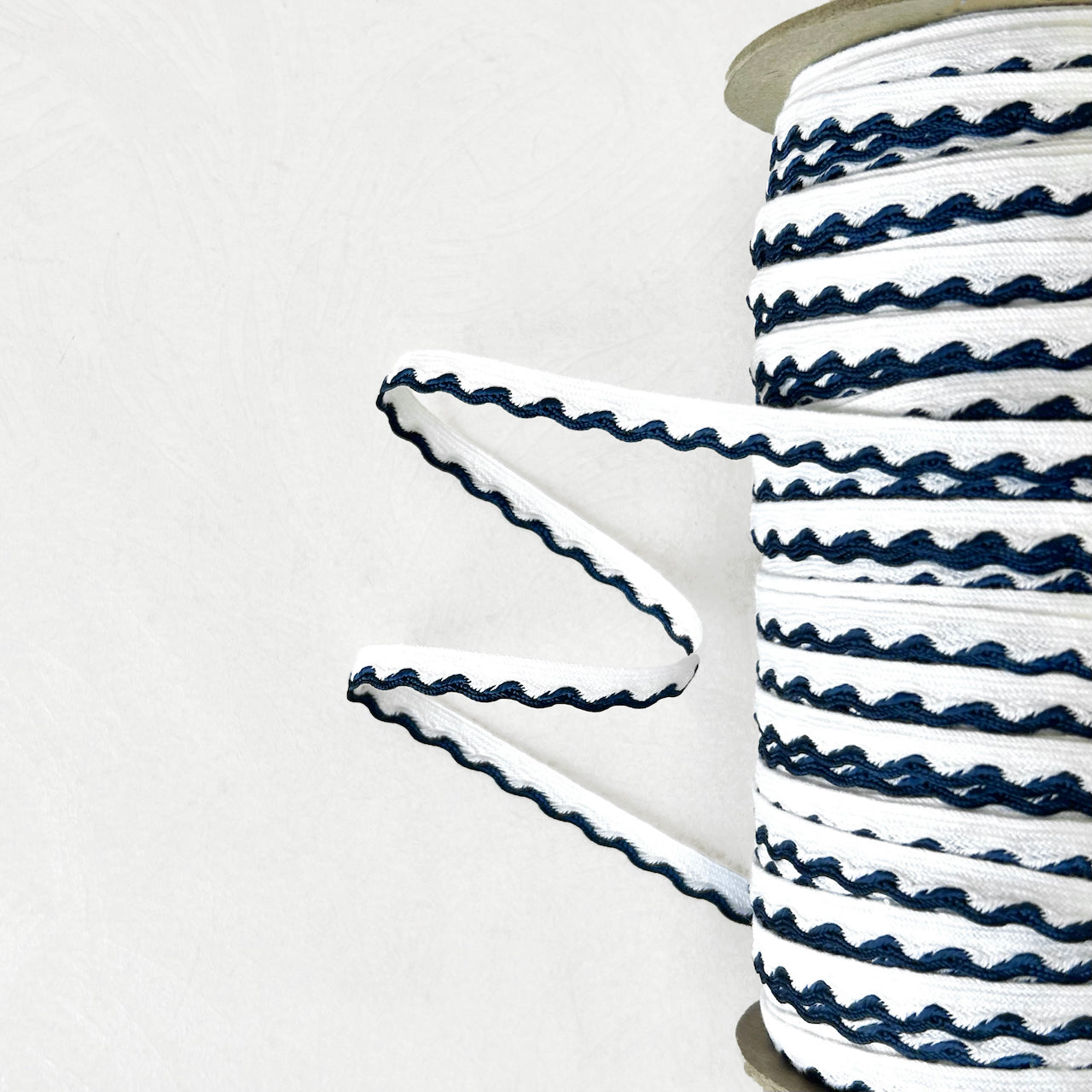 Scalloped_Edging