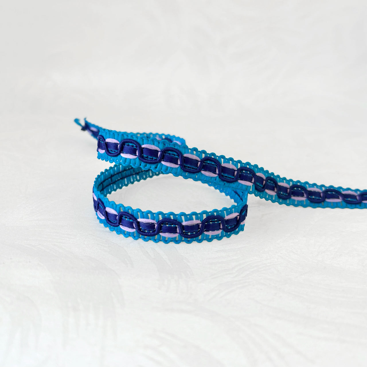 Scalloped Loop Braid – Rose Mille