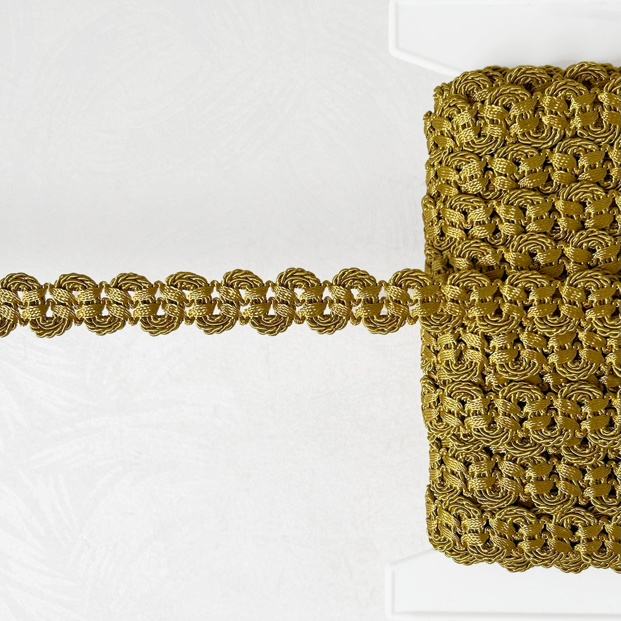 Scalloped_Loop_Braid