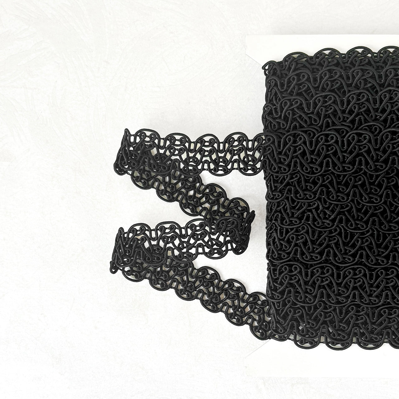 Scalloped_Loop_Braid