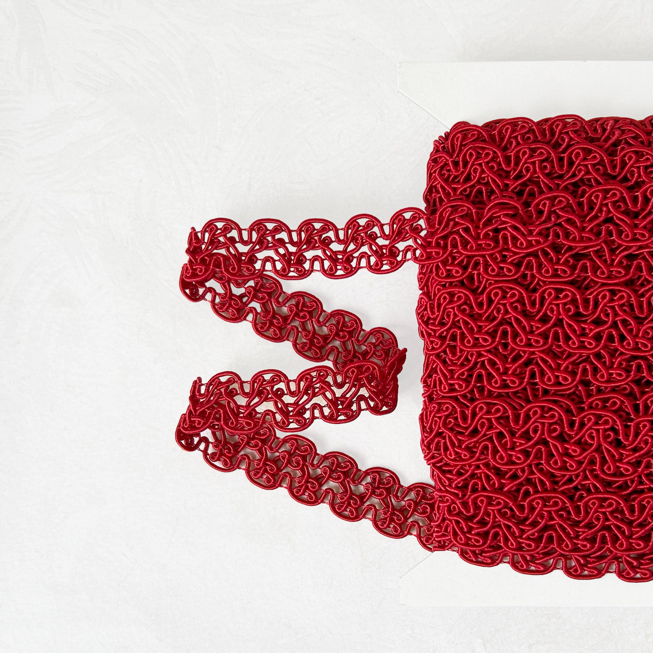 Scalloped_Loop_Braid