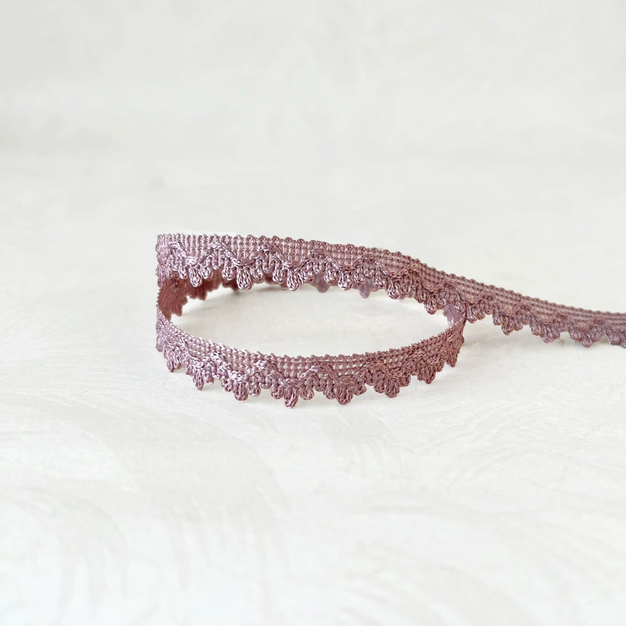 Scalloped_Loop_Braid