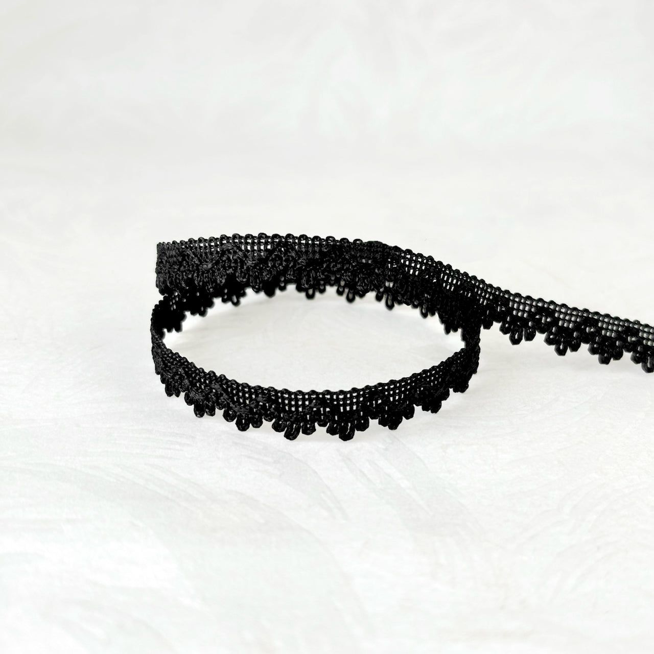 Scalloped_Loop_Braid