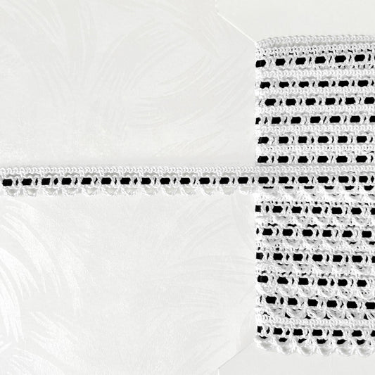 Scalloped_Loop_Braid_With_Ribbon_Inset