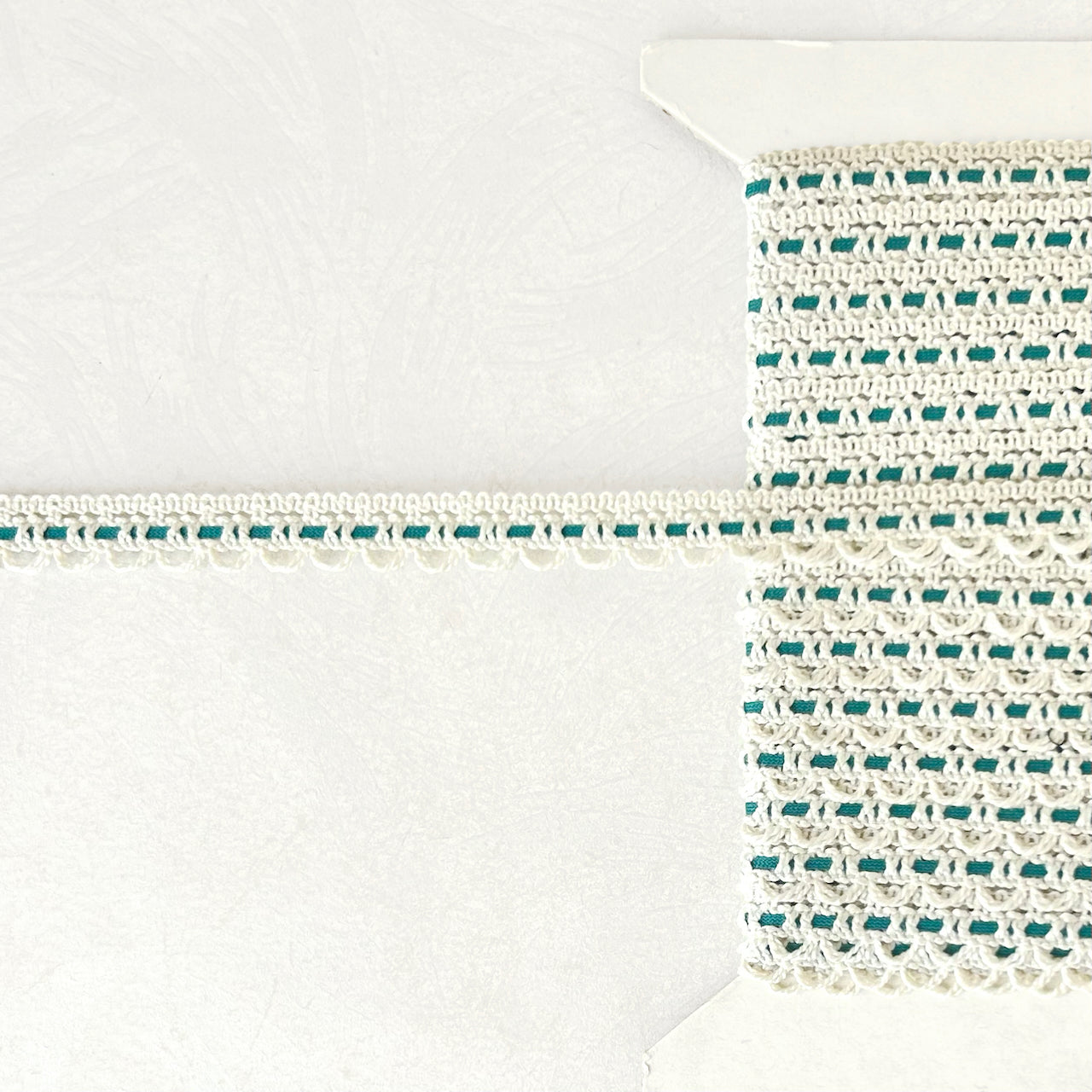 Scalloped_Loop_Inset_Braid