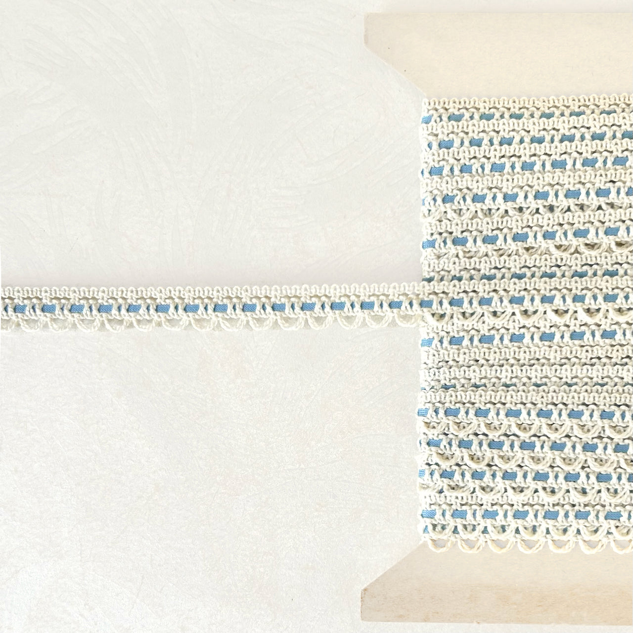 Scalloped_Loop_Inset_Braid