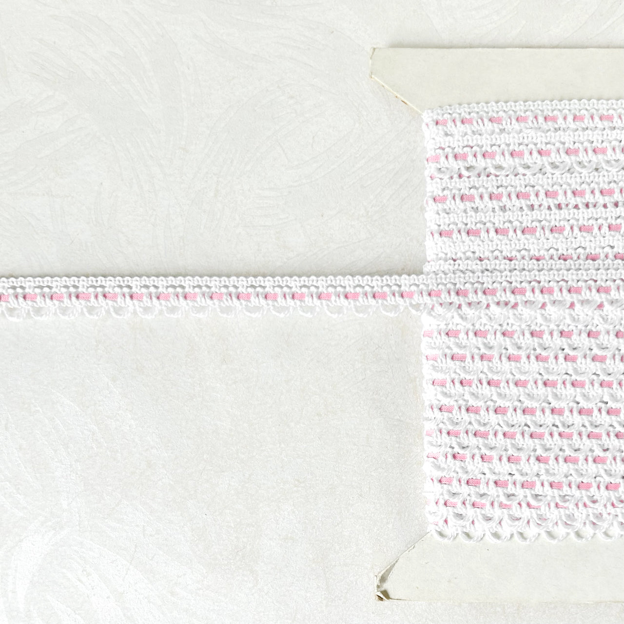Scalloped_Loop_Inset_Braid
