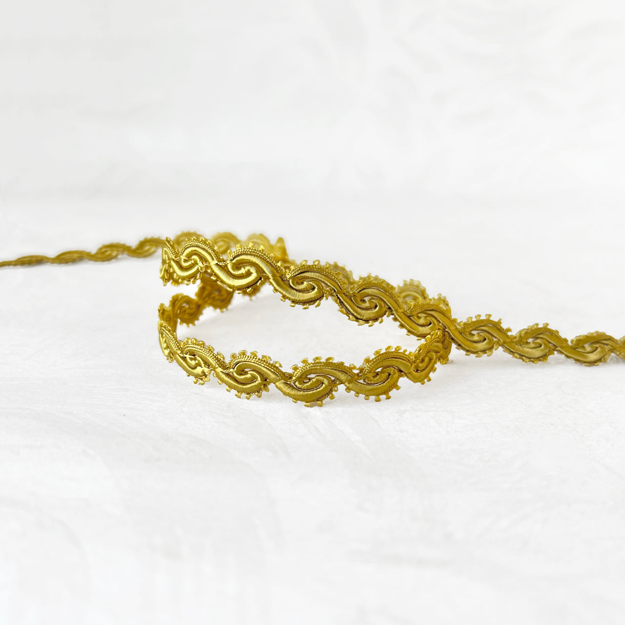 Scalloped_Picot_Edge_Gimp_Braid