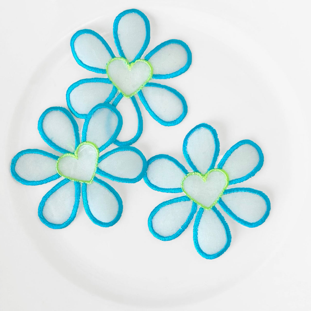 Sheer_Heart_Flower_Applique