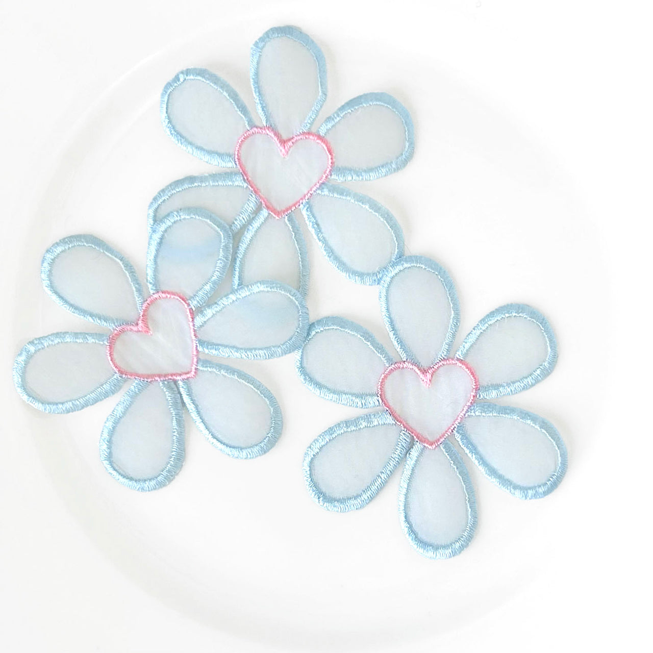 Sheer_Heart_Flower_Applique