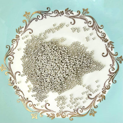Silver_Glass_Seed_Beads