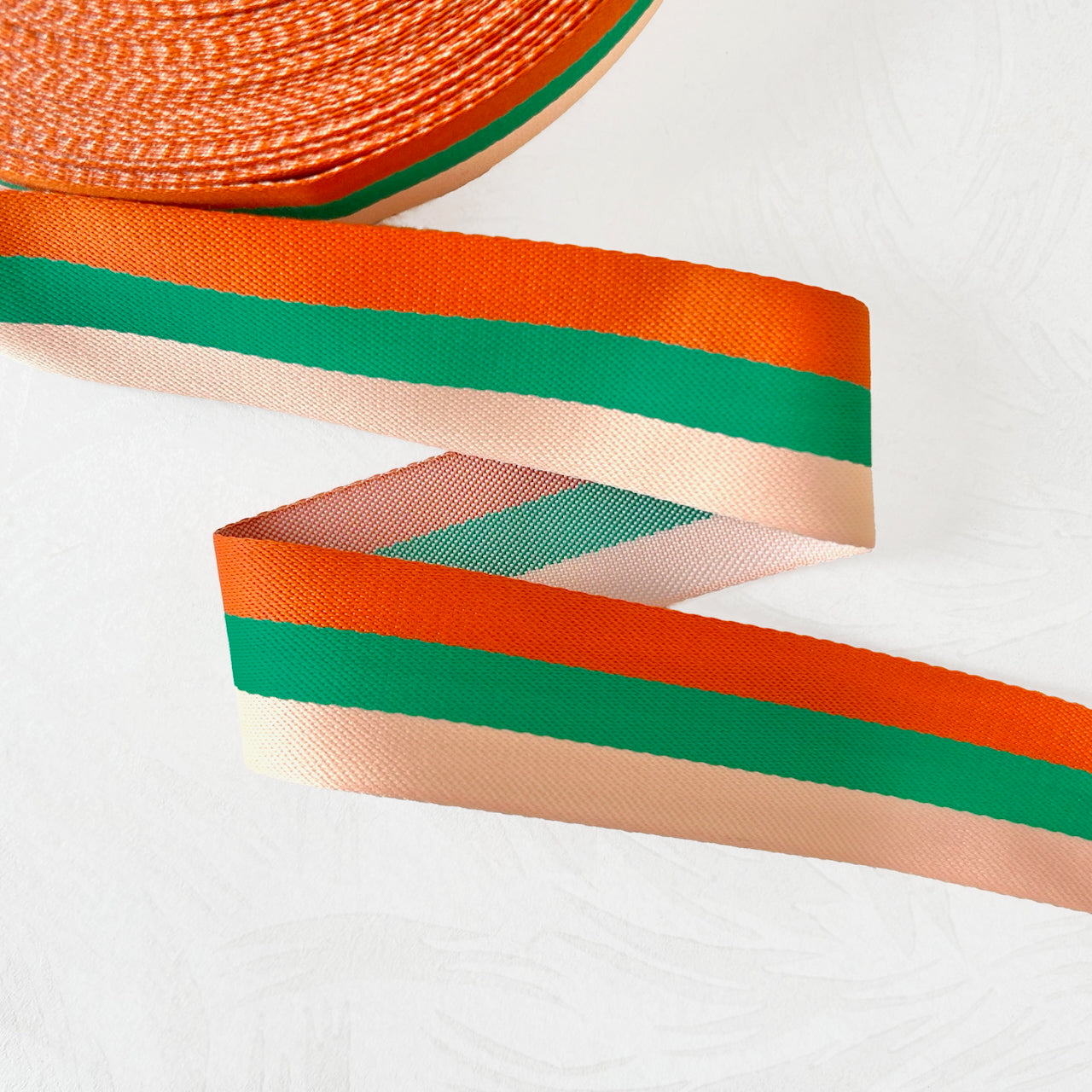 Single_Sided_Striped_Ribbon