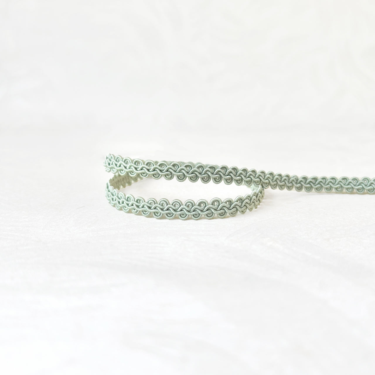 Skinny-French_Gimp_Braid