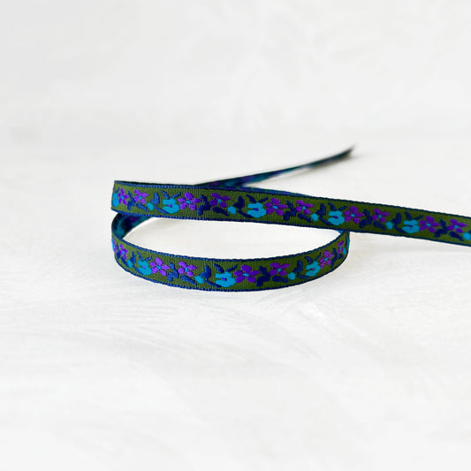 Skinny_Floral_Jacquard_Ribbo
