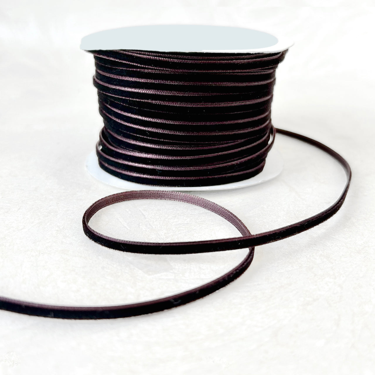 Skinny_Velvet_Ribbon