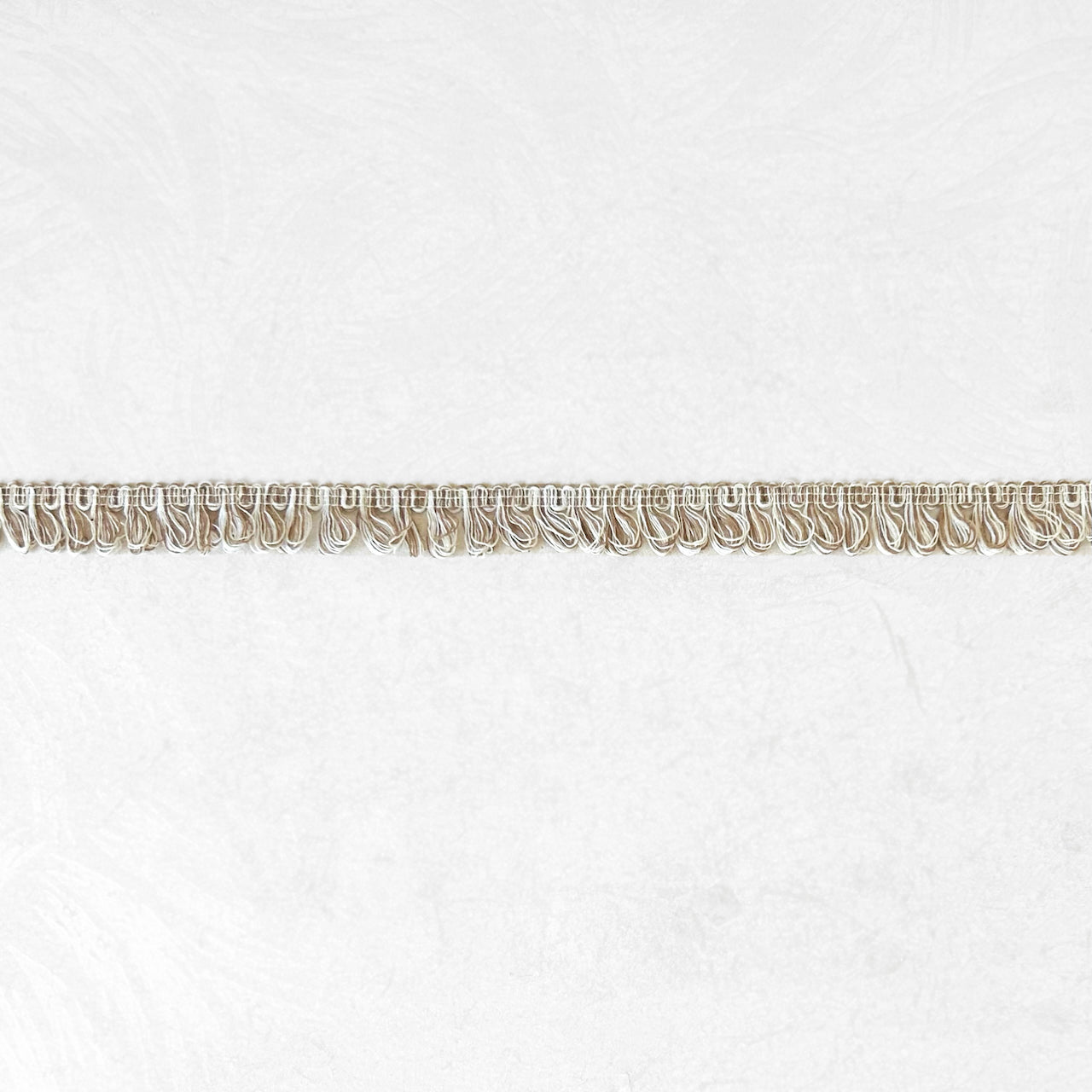 Slight_Stretch_Loop_Fringe