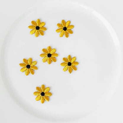 Small_Daisy_Applique