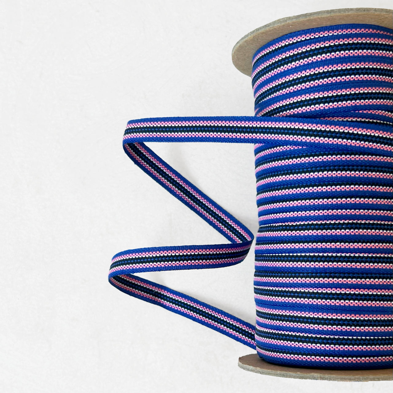 Stripe_Jacquard_Tape
