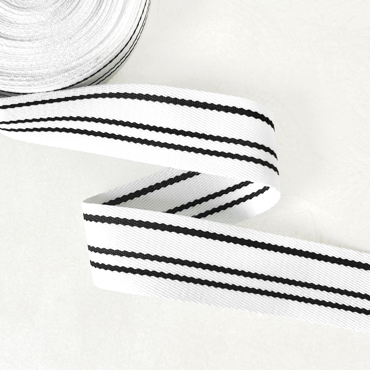 Striped_Webbing