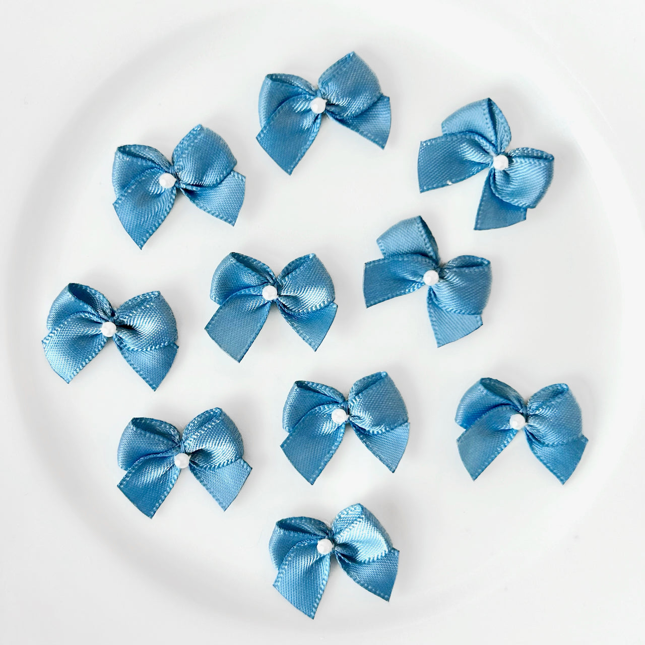 15 mini shops bows