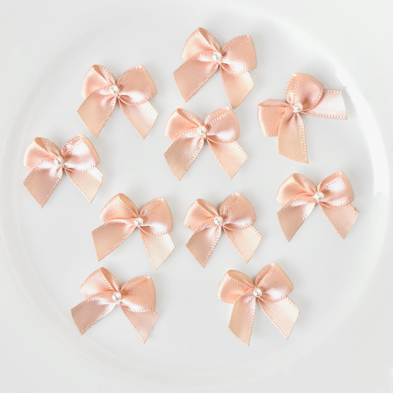     Tiny_Satin_Bows