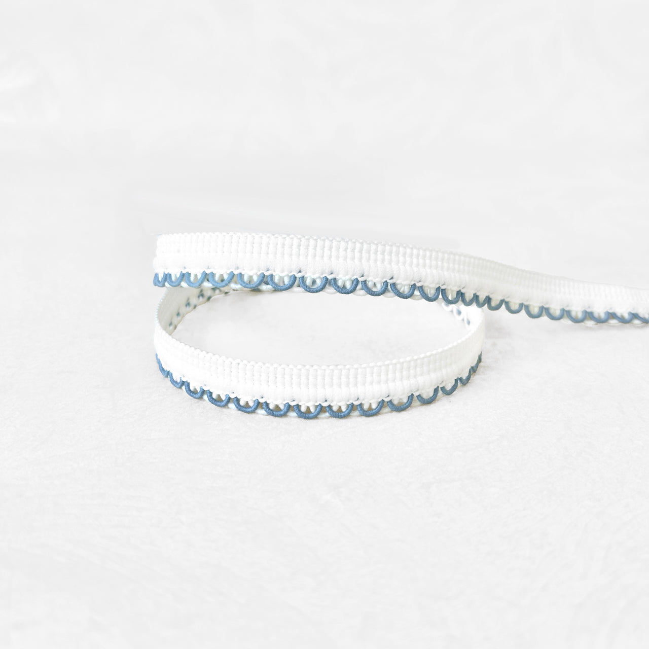 Tiny_Scalloped_Loop_Piping