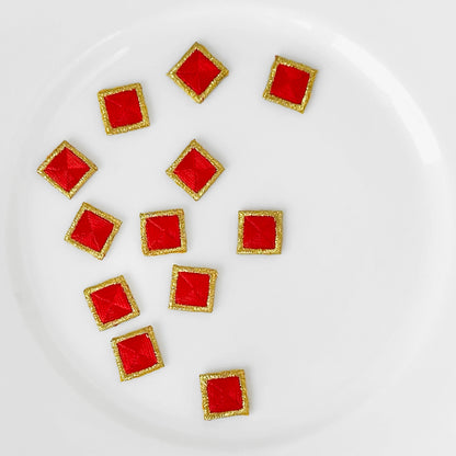 Tiny_Square_Jewel_Applique