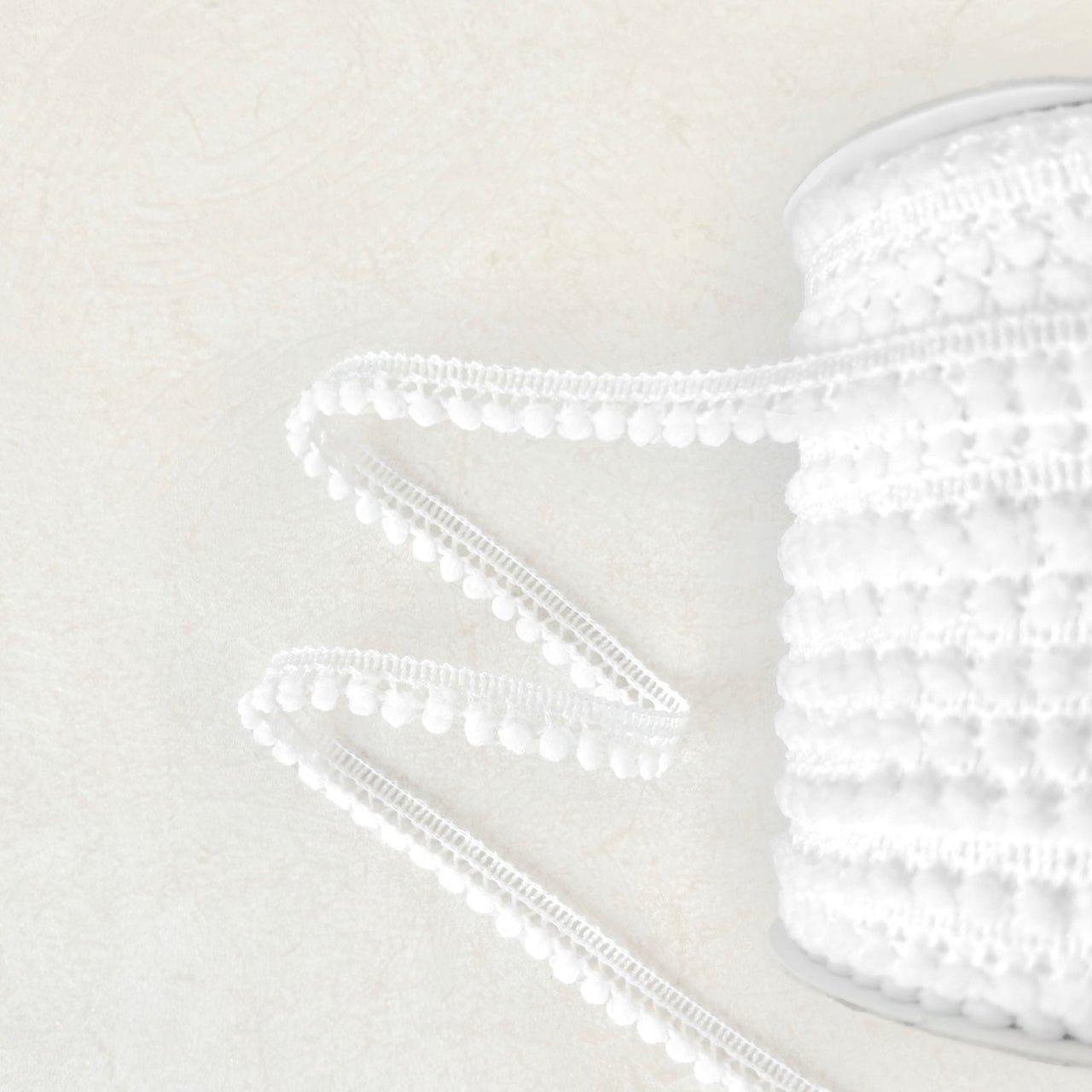 Tiny_White_Ball_Fringe