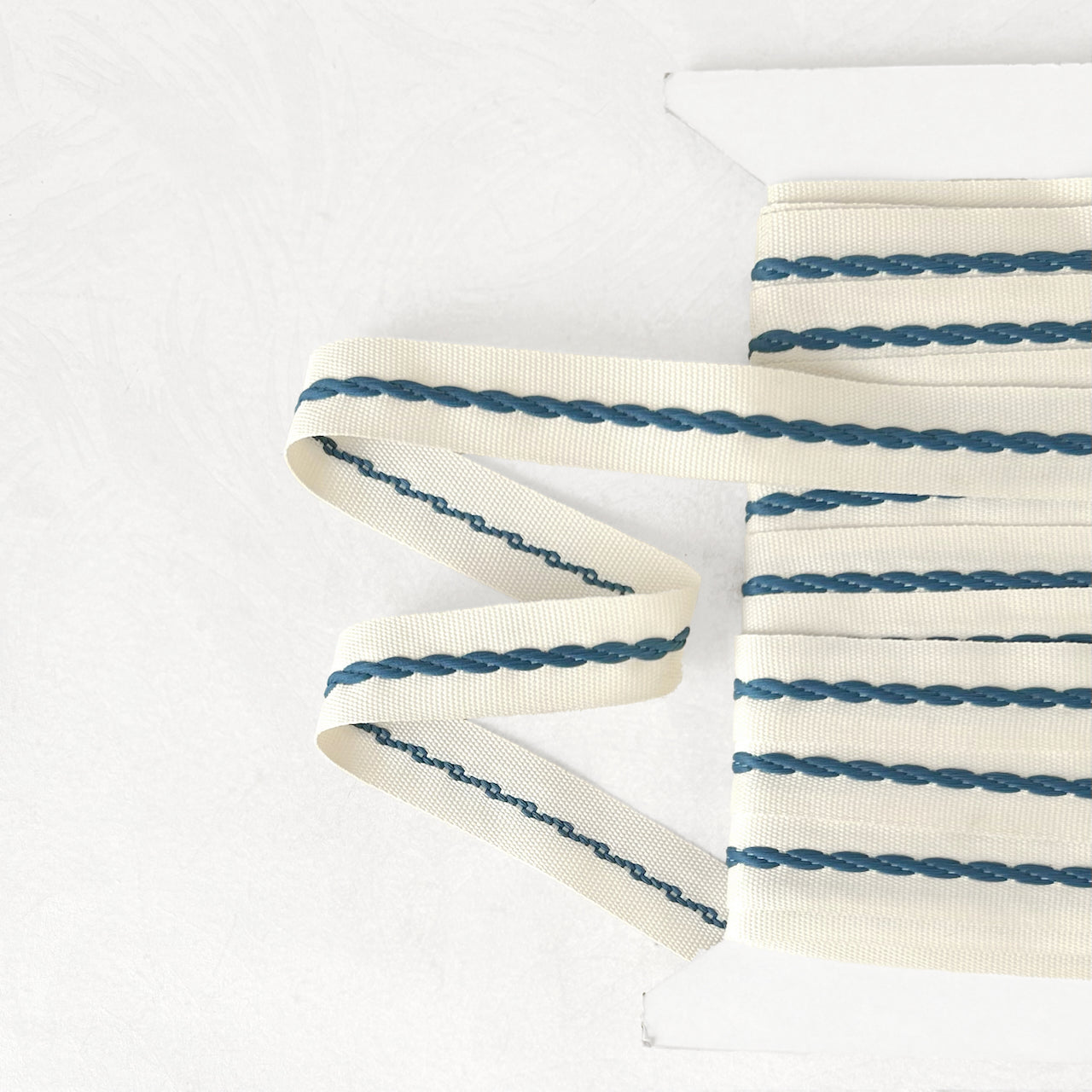 Twisted_Center_Flat_Braid