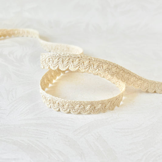 VIntage_Cotton_Scalloped_Edge_Trim