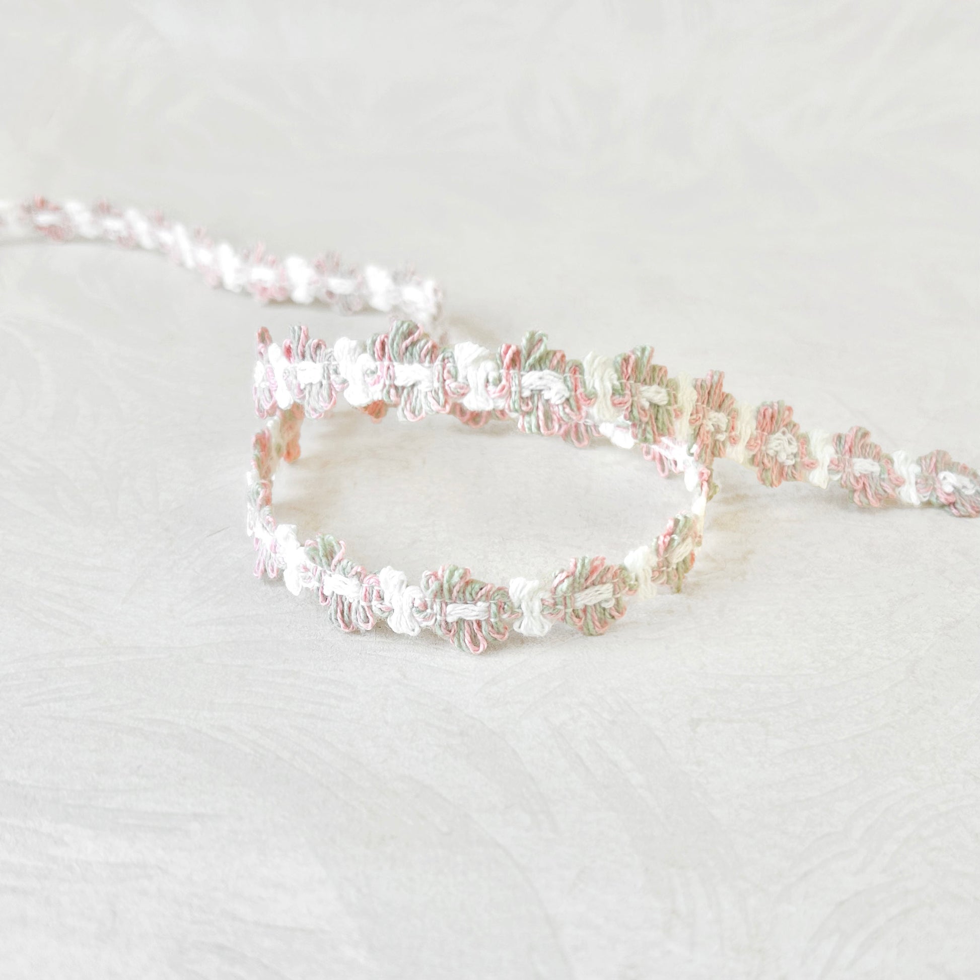 Variegated_Cotton_Rococo_Trim