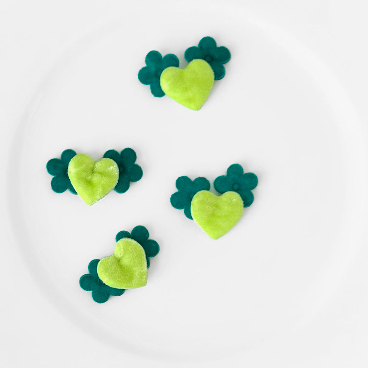 Velvet_Heart_Flower_Applique