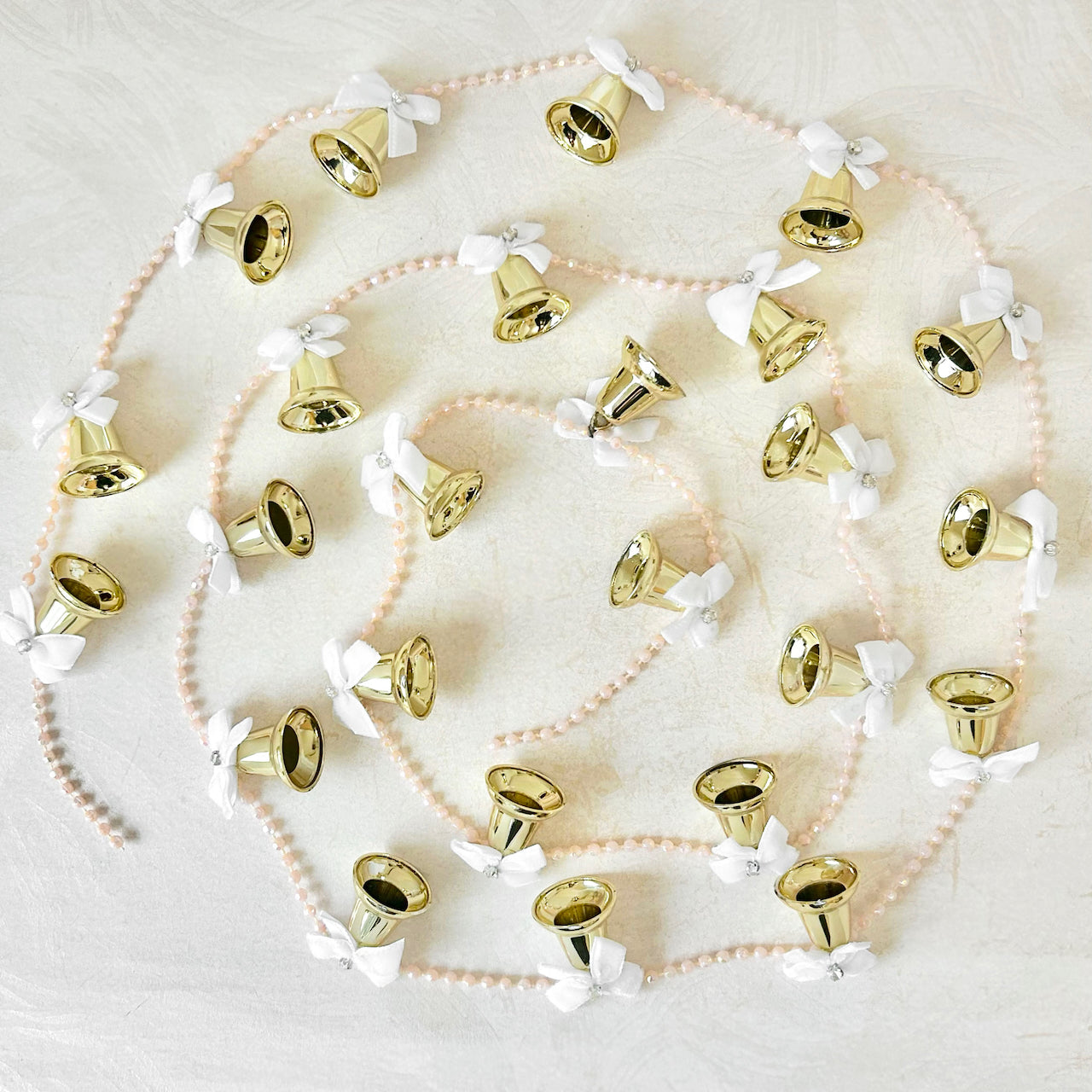 Vintage_Bell_Garland_White