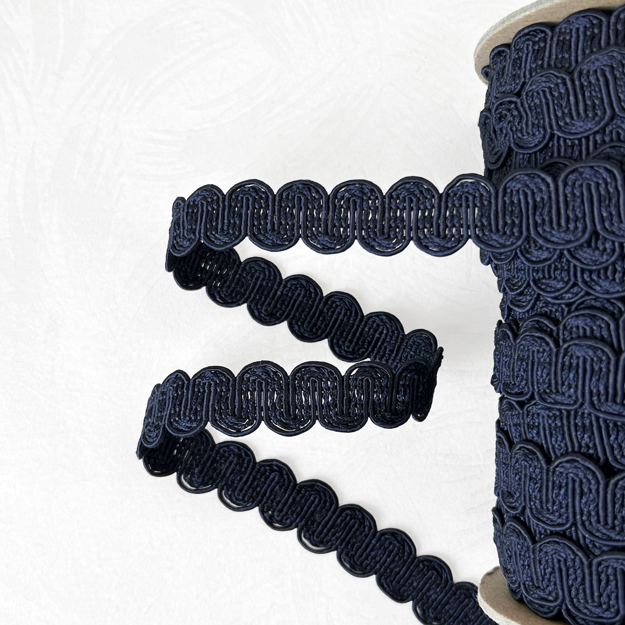 Wavy_Line_Gimp_Braid